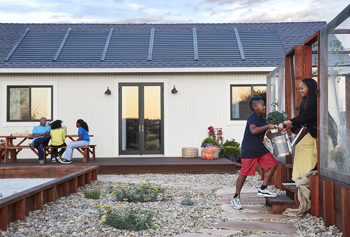Family-backyard-with-solar-shingles